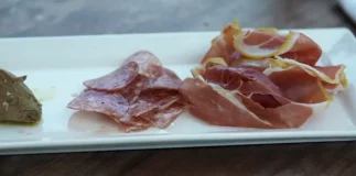 Restaurant Review - Barcelona, Tapas | Episode 209 Segment
