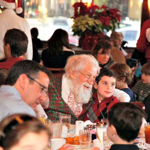 Breakfast with Santa2