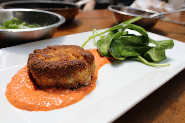 Establishment Crab Cake 600x400