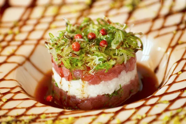 Tuna Tartare from tomo 