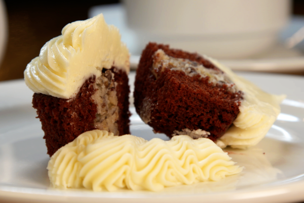 Stuffed Cupcakes from The Pig and the Pint