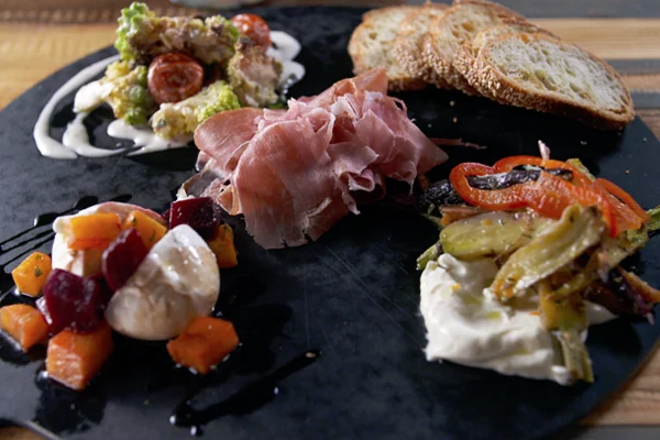 the piatto antipasto