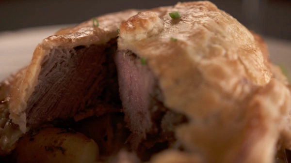 Petite Violette - Beef Wellington