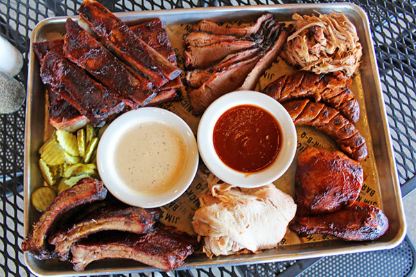 Jim 'N Nicks - BBQ Platter