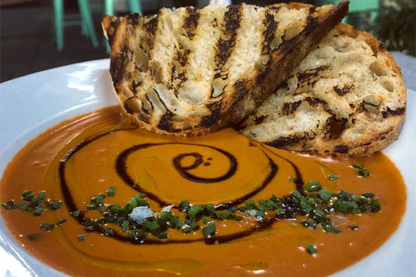 Leon's Full Service - Tomato Bisque | Photo: Instagram/leonsfullservice