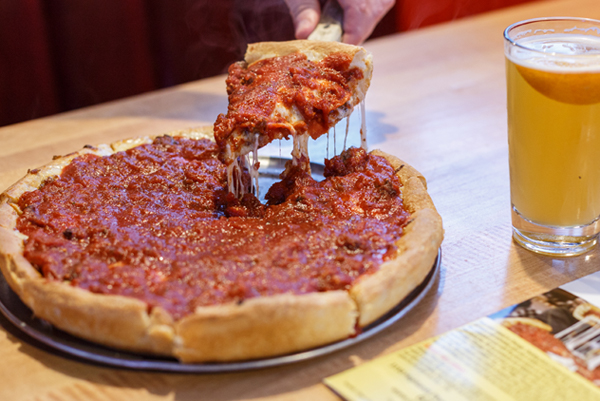 Chicago Pizza And Sports Grille - Deep Dish Pizza | Photo: chicagopizzasportsgrille.com