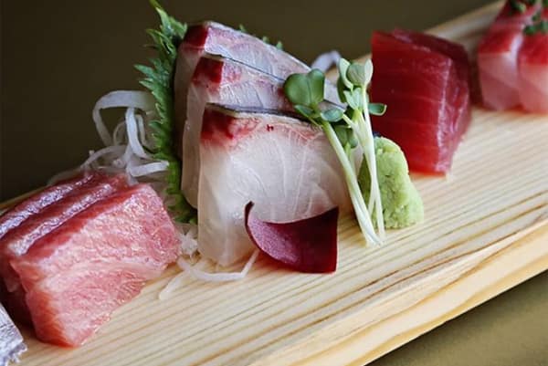 Umi – Sashimi | Photo: Instagram/umisushiatl