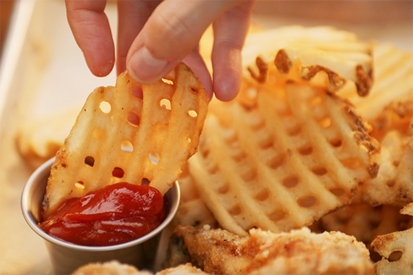 Waffle Fries from Hoots Wings.