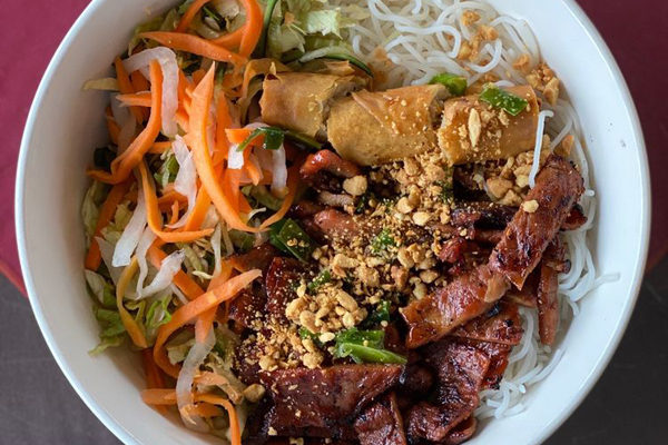 Nam Phuong - Bun Thit Nuong Cha | Photo: Yelp/tiffhuangry