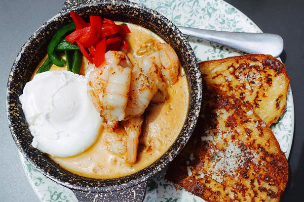 Botica - Shrimp & Grits | Photo: Facebook/Botica-Atl-109349877591346