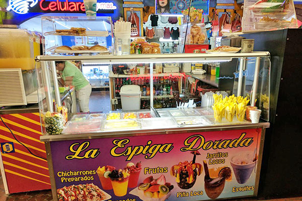 La Espiga Dorada food stand in Plaza Fiesta.