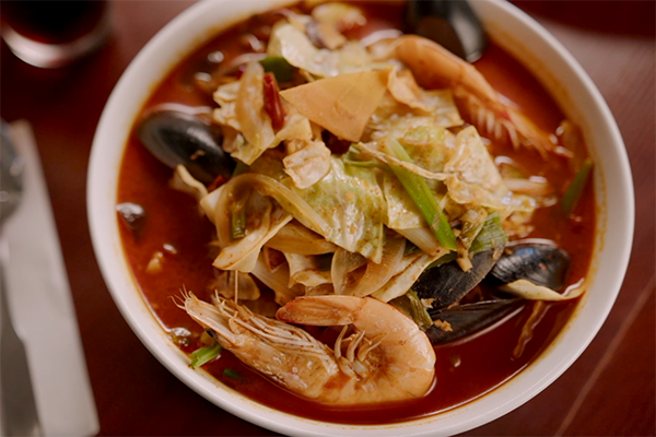 Spicy Seafood Noodle Soup from Man Chun Hong.