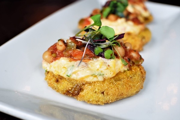 Atkins Park Tavern- Fried Green Tomatoes | Photo: Atkinspark.com