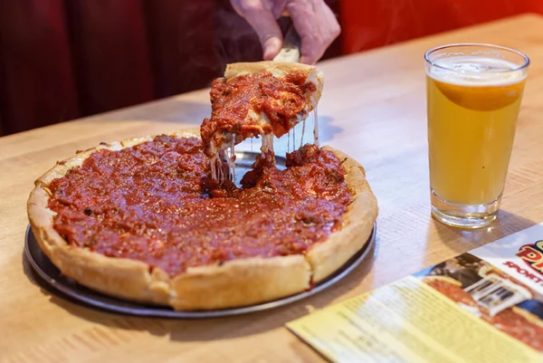 Chicago Pizza and Sports Grille- Pizza | Photo: chicagopizzaandsportsgrille.com