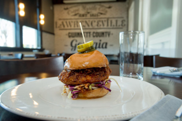 Parkside District- Chicken sandwich | Photo: Exploregwinnett.org