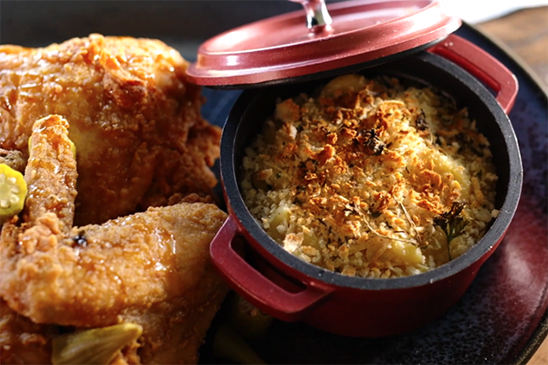 Fried Chicken and Mac and Cheese from Woodlands Grill in Barnsley Resort.