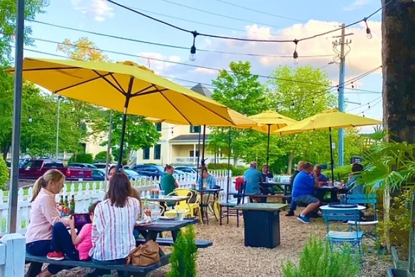 112 Magnolia St Roswell, GA 30075