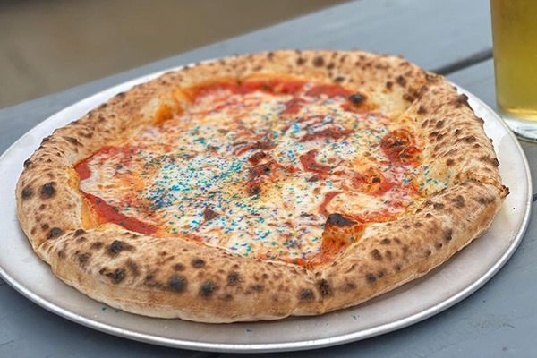 Glitter Pizza from Ammazza.